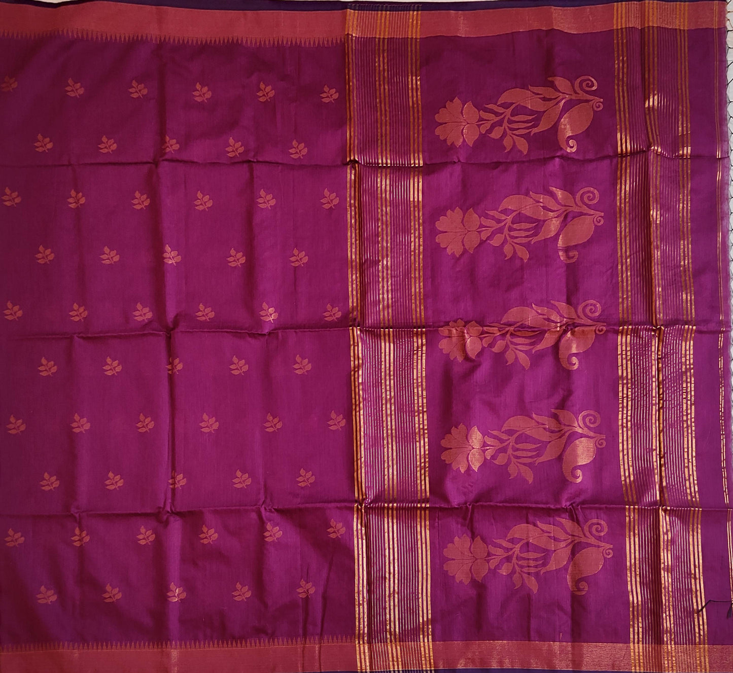 Pradip Fabrics Woven Soft Handloom Purple Color Saree