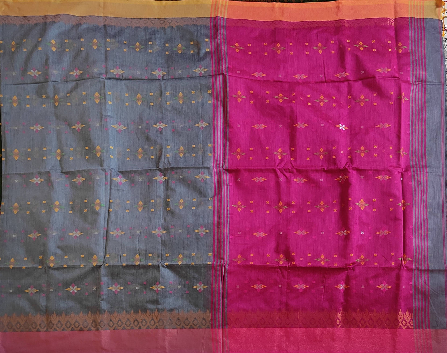 Pradip Fabrics Woven Soft Handloom Grey & Pink Color Saree