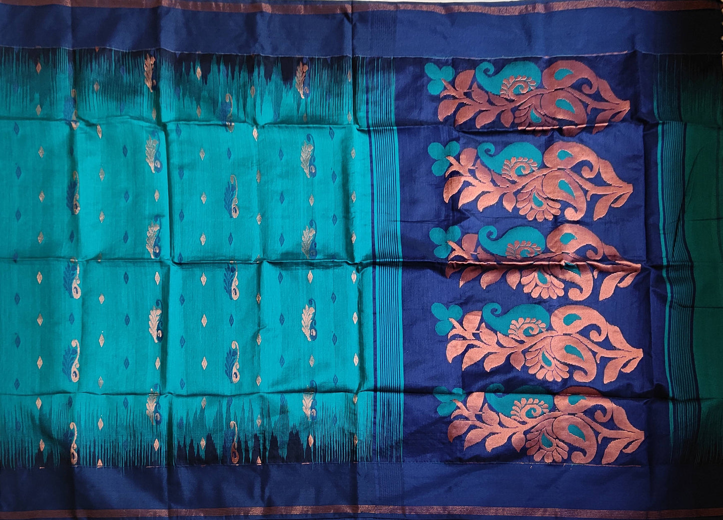 Pradip Fabrics Woven Deep sea green and Blue color Soft Handloom Saree