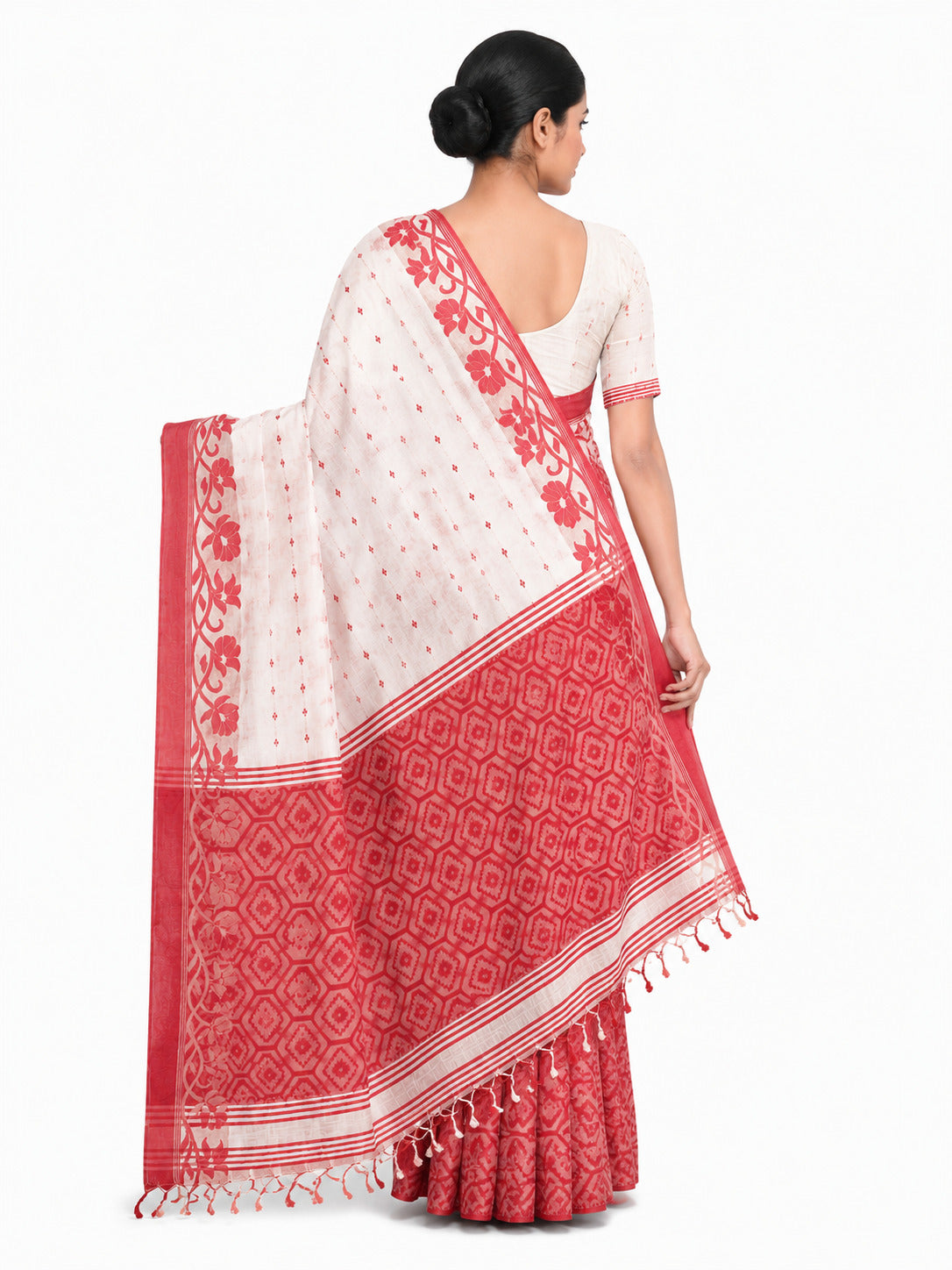 Pradip Fabrics Applique Handloom Cotton Silk Saree