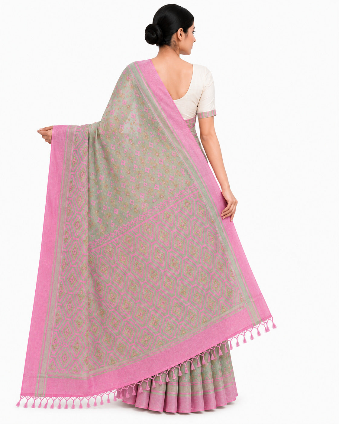 Pradip Fabrics Applique Handloom Cotton Silk Saree