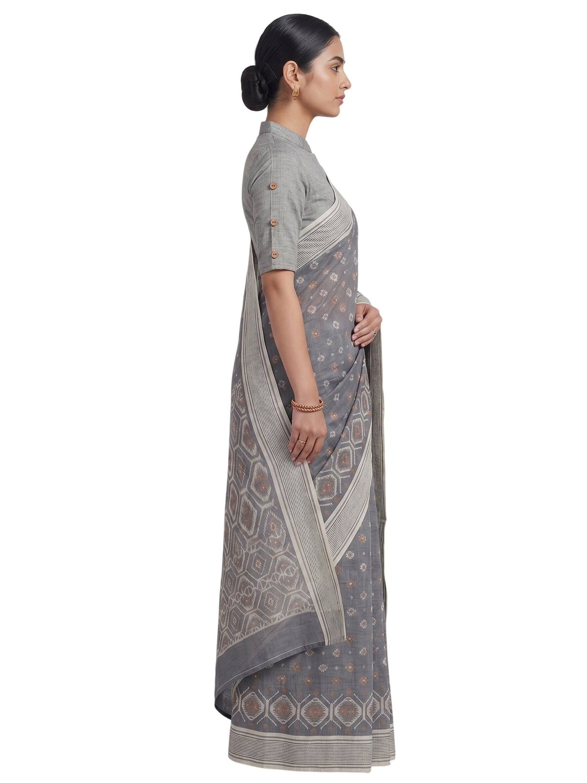 Pradip Fabrics Applique Handloom Cotton Silk Saree
