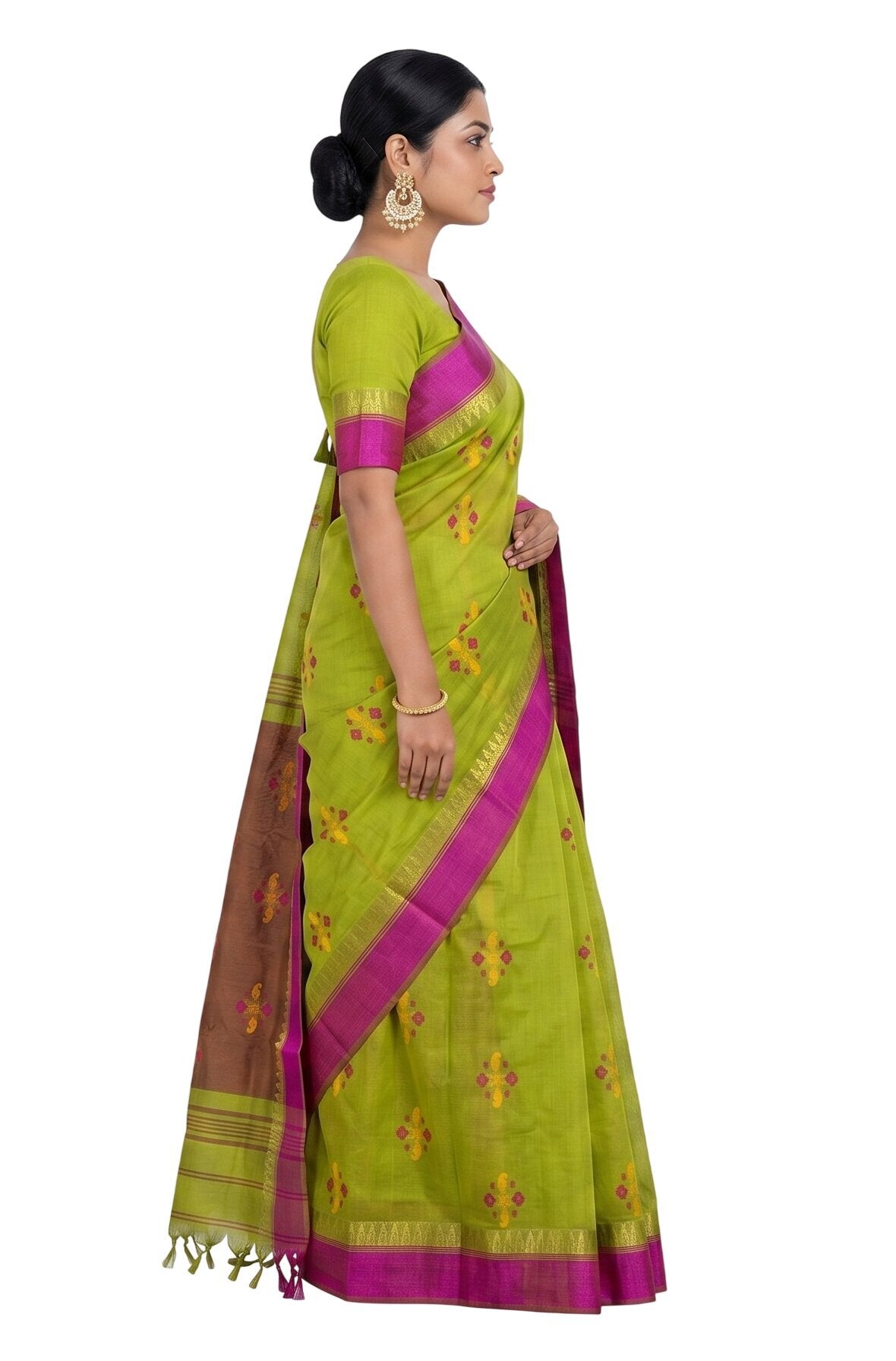 Pradip Fabrics Classic Woven Silk Cotton Saree
