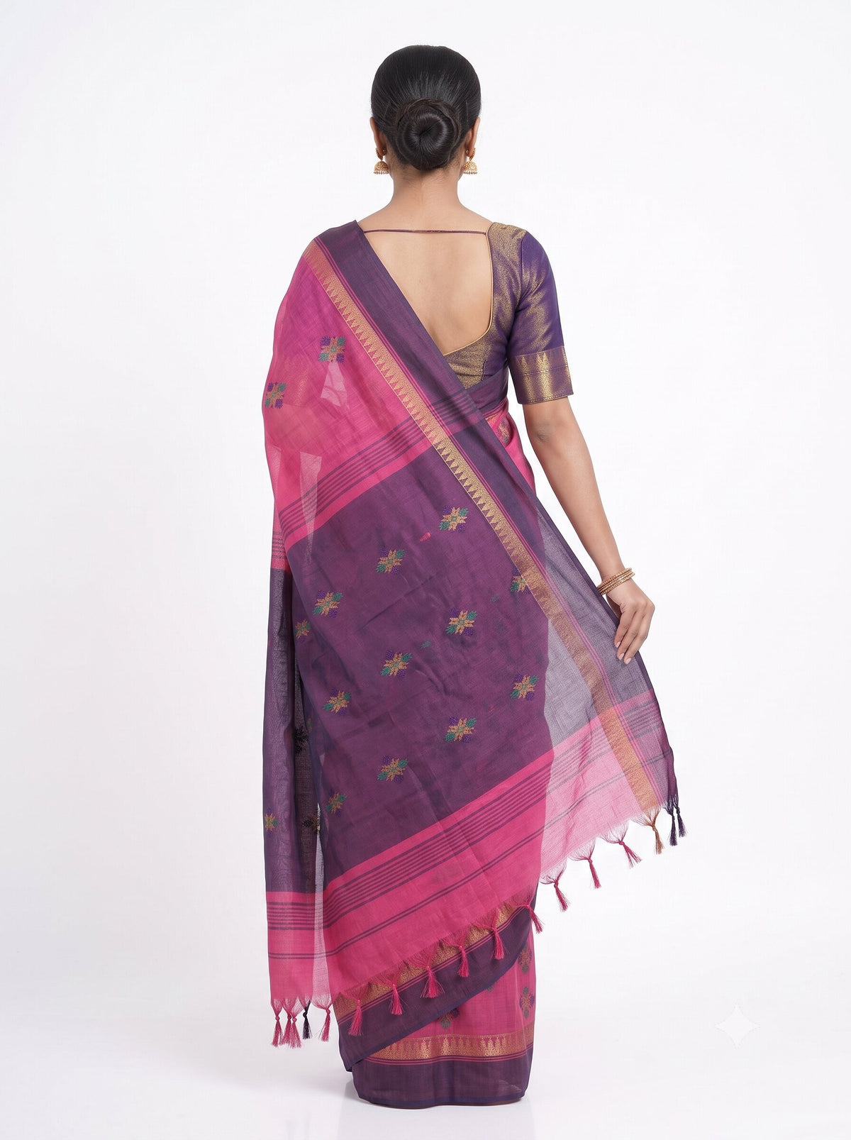 Pradip Fabrics Classic Woven Silk Cotton Saree