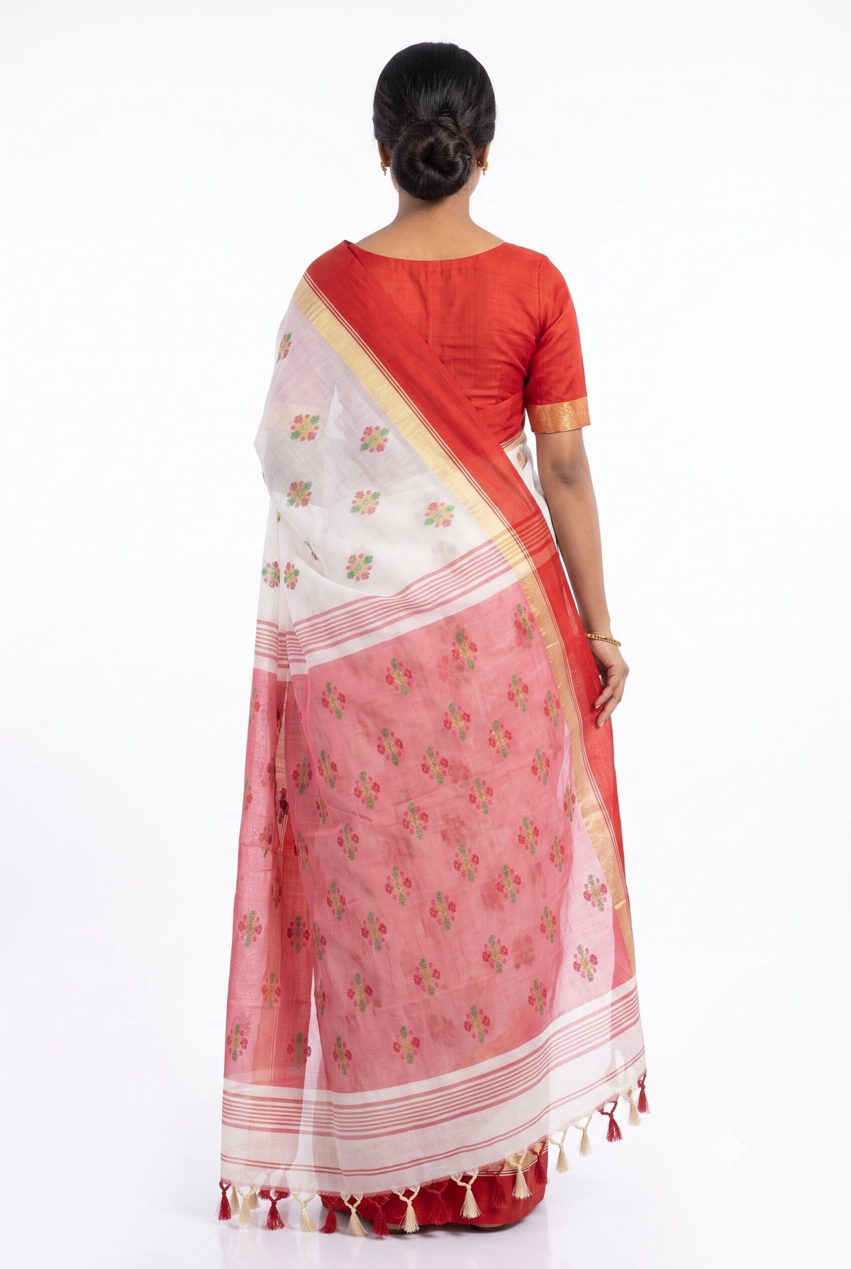 Pradip Fabrics Classic Woven Silk Cotton Saree
