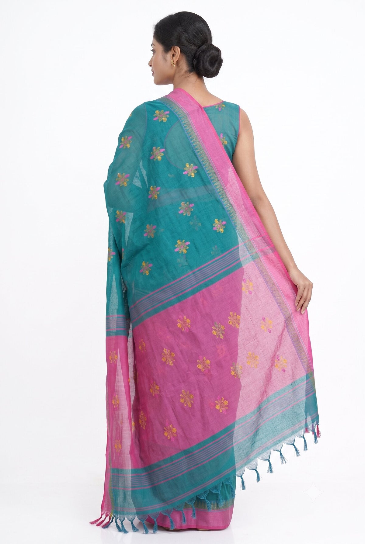 Pradip Fabrics Classic Woven Silk Cotton Saree