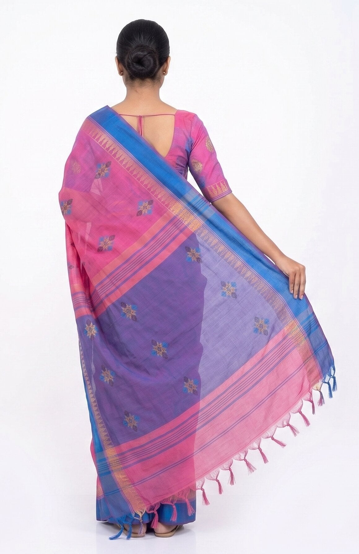 Pradip Fabrics Classic Woven Silk Cotton Saree
