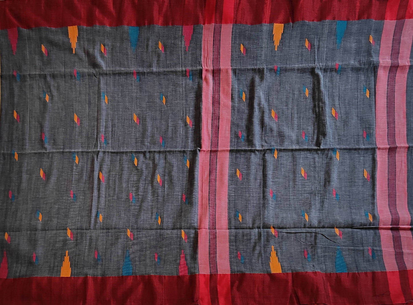 Pradip Fabrics Woven Soft Pur Cotton  Handloom Grey & Red Color Saree