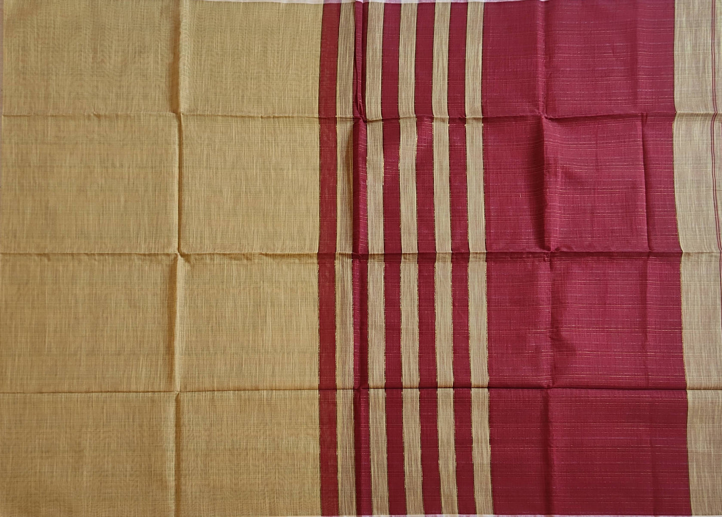 Pradip Fabrics Woven Soft Pure Cotton Handloom Maroon & Cream Color Saree