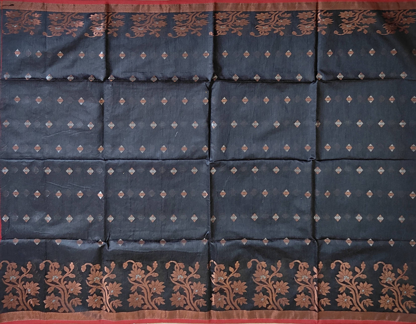 Pradip Fabrics Woven Black & Red color Pure Soft Handloom Saree