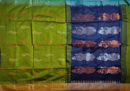 Pradip Fabrics Woven Green & Blue color Pure Cotton Soft Handloom Saree
