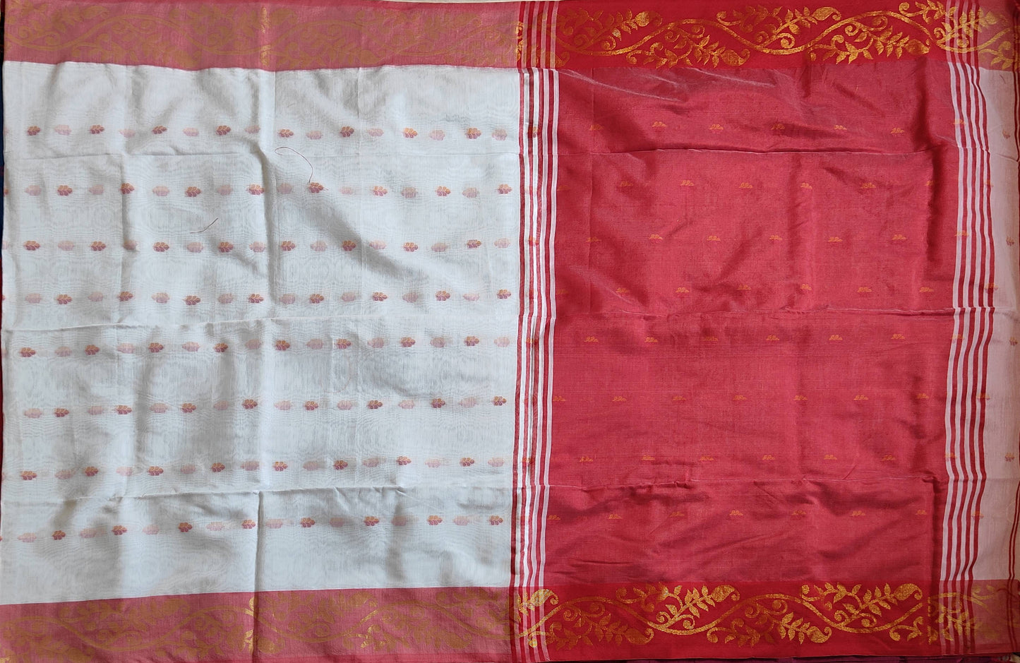 Pradip Fabrics Woven  Red and white color Soft Handloom Saree