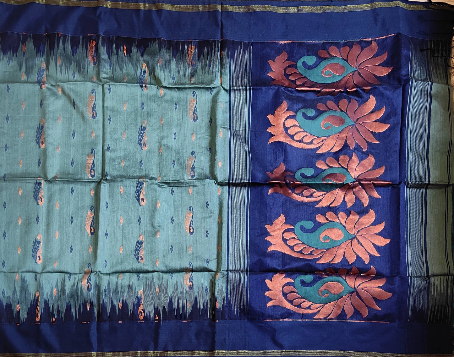 Pradip Fabrics Woven Grey and Blue color Soft Handloom Saree